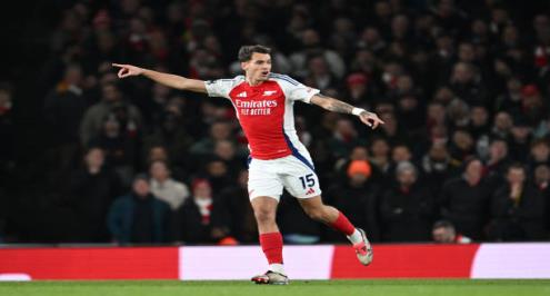 تقارير: نابولي يكثف مفاوضاته مع أرسنال لضم كيويور